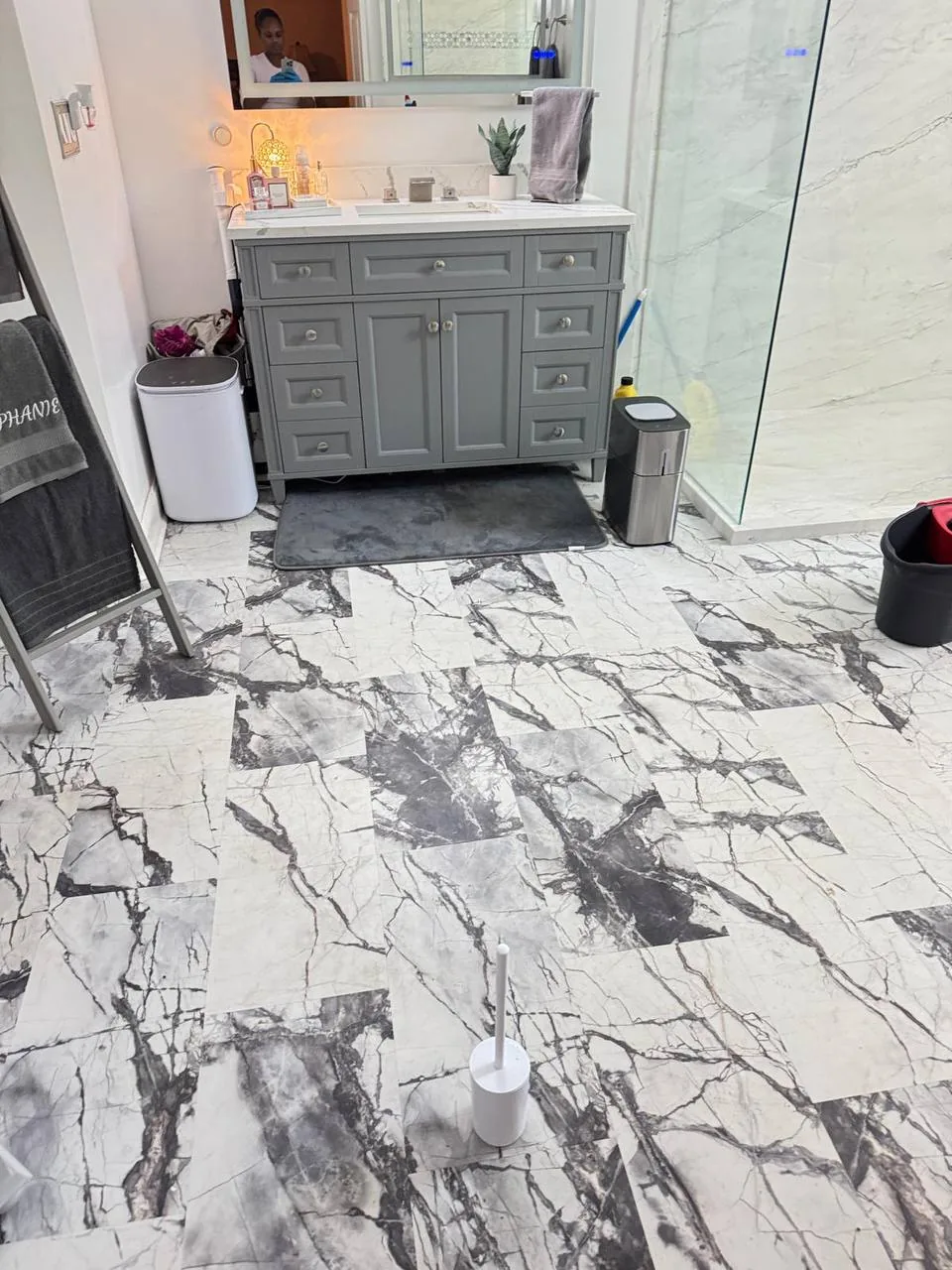 Deep-cleaned bathroom with spotless tile in a Carver, MA home
